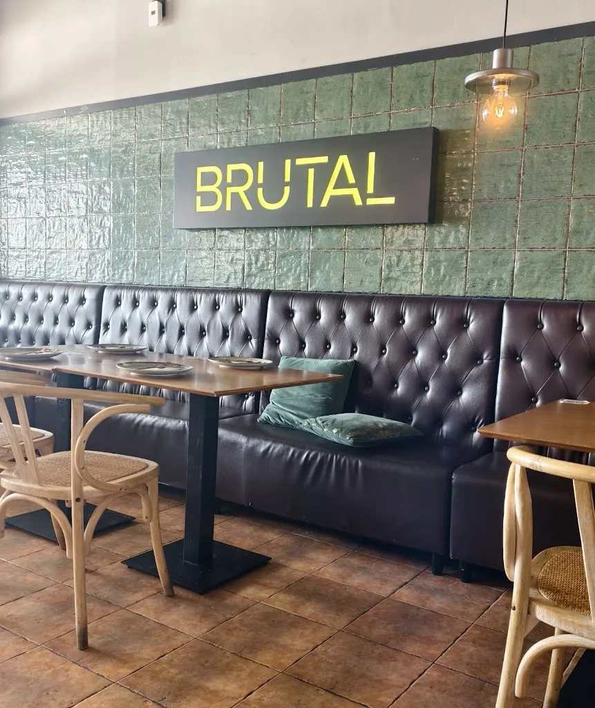 Restaurante Brutal_Puerto Real_slider_image_3