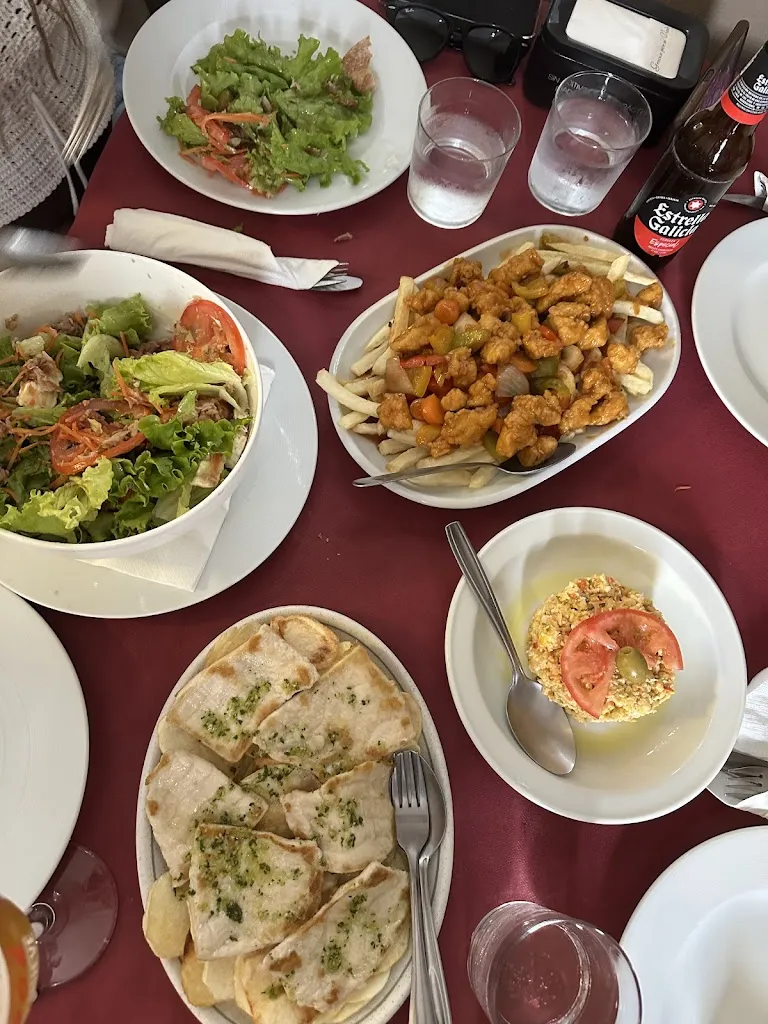 A Casiña Do Rey_Café Bar Surrey_Ares_review