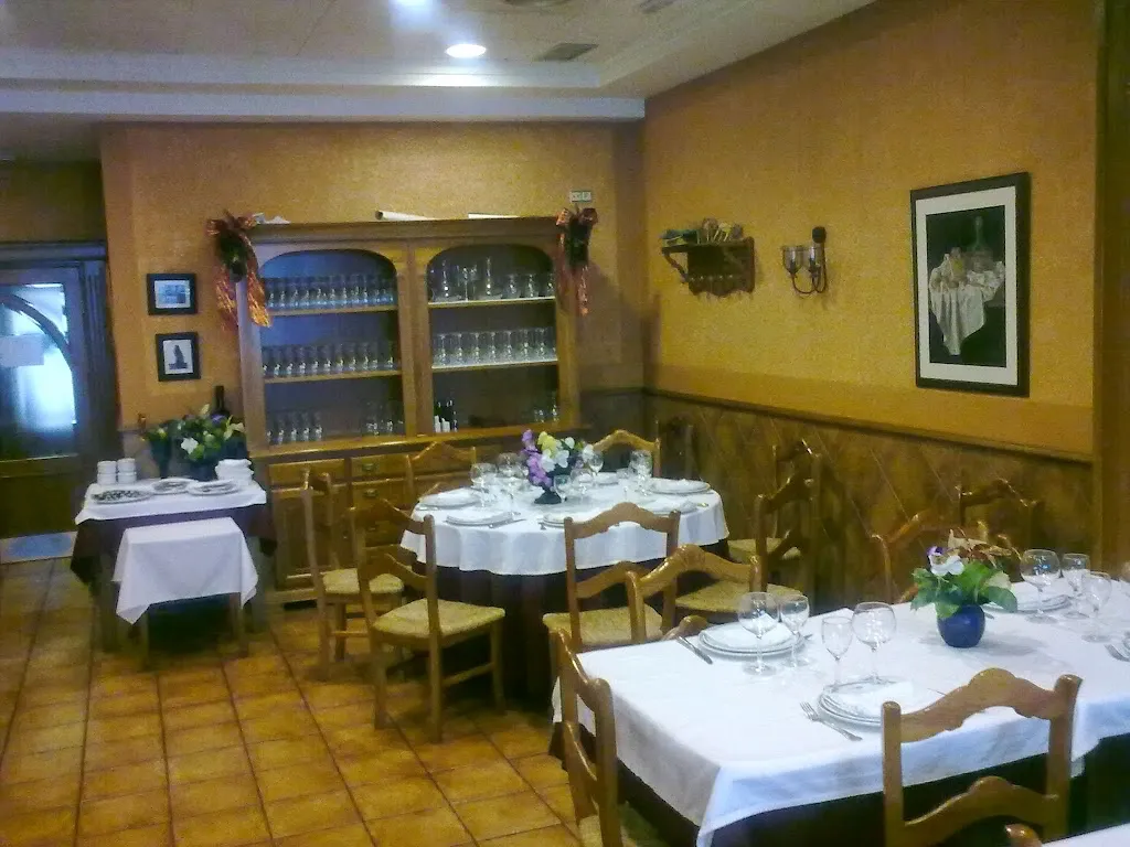 Restaurante Los Cuchillos restaurant in Almansa