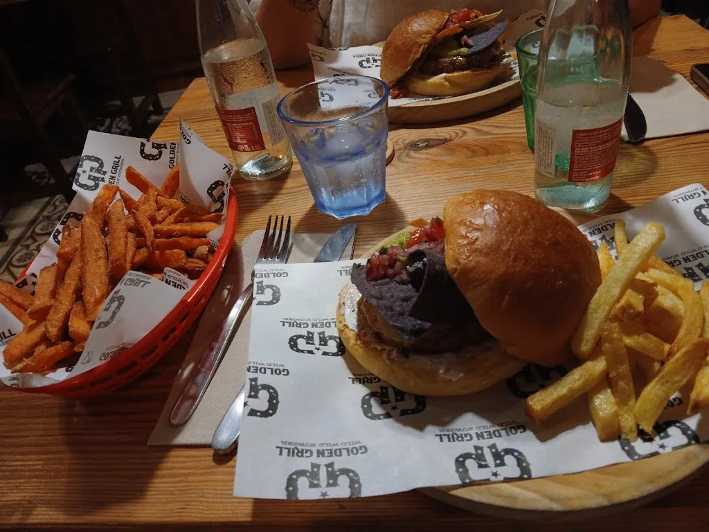 geronimo cadacual_Golden Grill Wild Wild Burger | Restaurante Puerto Real_Puerto Real_review