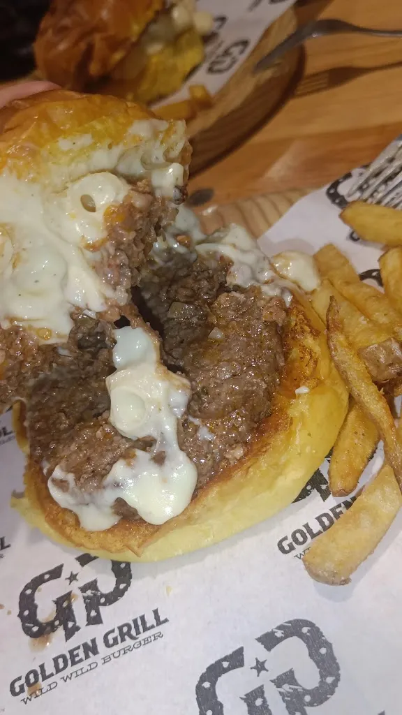 Golden Grill Wild Wild Burger | Restaurante Puerto Real_Puerto Real_slider_image_2