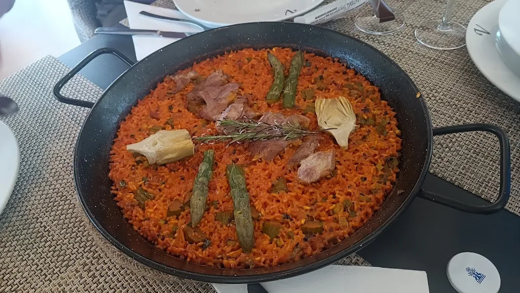 Luisa Juliá Bermúdez de Castro_Restaurante Villanueva Golf_Puerto Real_recensione