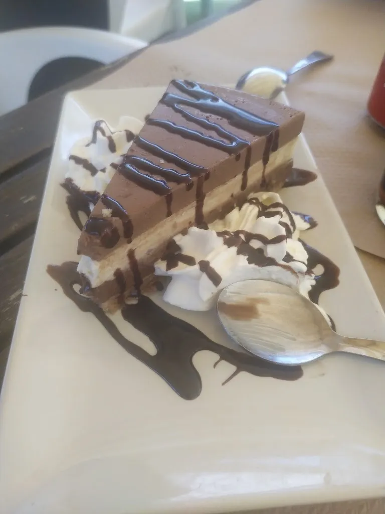 Menu_Bar y Celebraciones Minigolf_Puerto Real_image_6