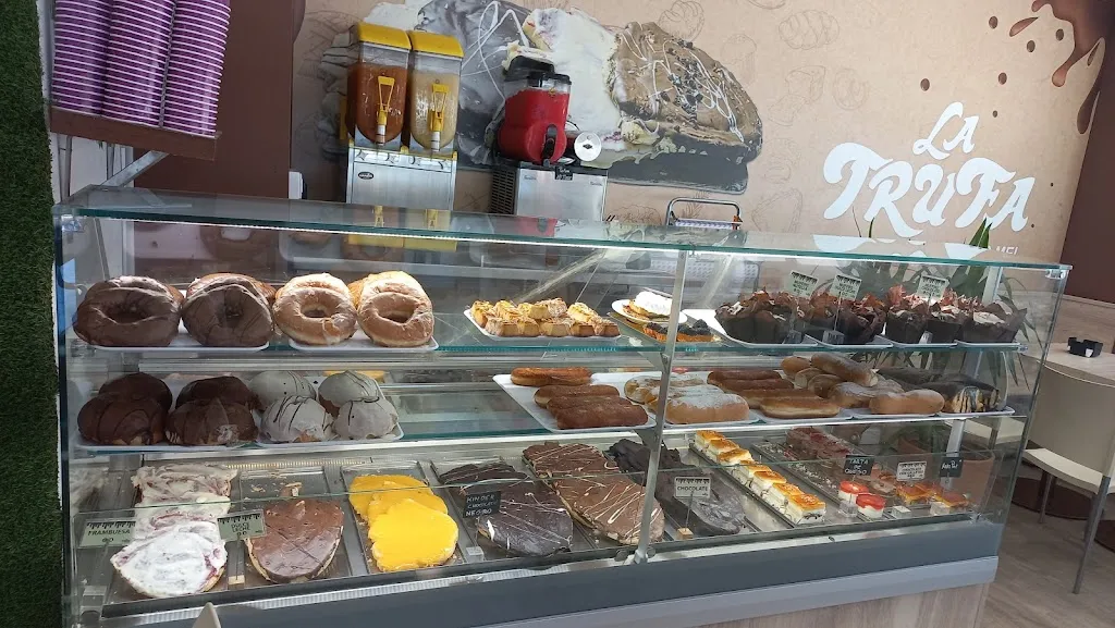 Helena J.J._Pasteleria La Trufa_Puerto Real_review