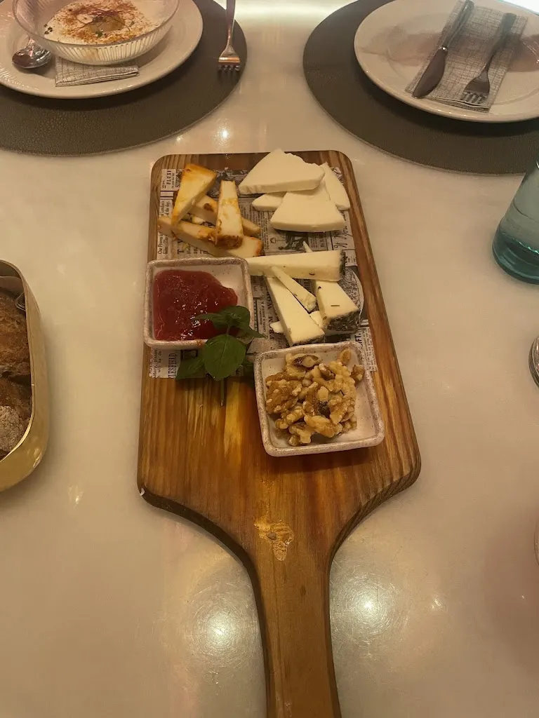 Menu_Restaurante LUCERO · Plaza del Cabildo_Sanlúcar de Barrameda_image_7