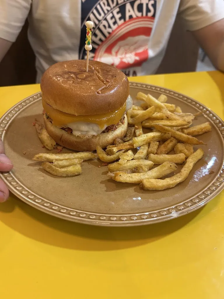 Judith Ruiz Hernandez_Avenida 50_Trebujena_review