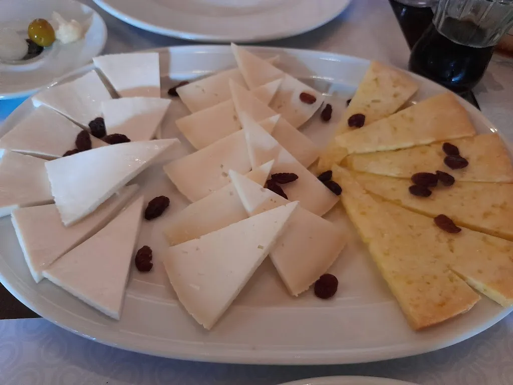 Menu_Restaurante Los Llanos_Villaluenga del Rosario_image_5