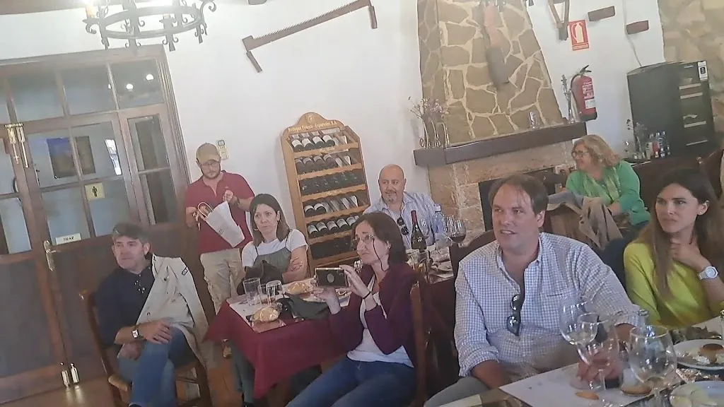 Restaurante Los Llanos_Villaluenga del Rosario_slider_image_2