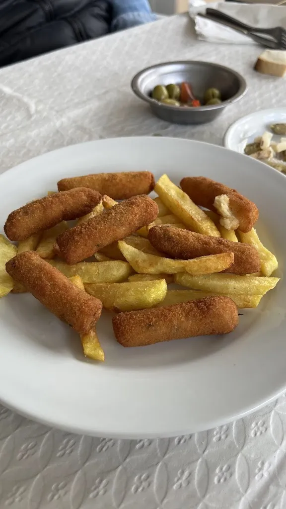 Miguel Montelongo S._Bar Restaurante Plaza de Toros_Villaluenga del Rosario_review