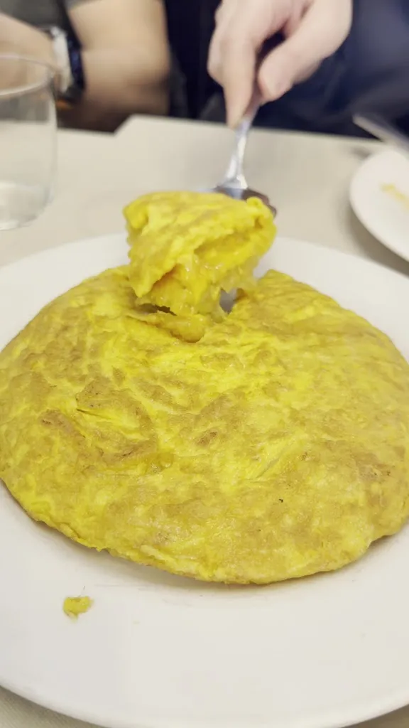 UnDiplomatic Wife_Restaurante La Penela Velazquez_Ares_review