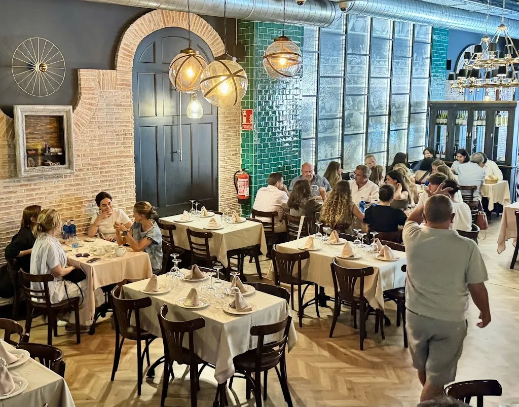 Restaurante La Penela Velazquez_Ares_slider_image_3