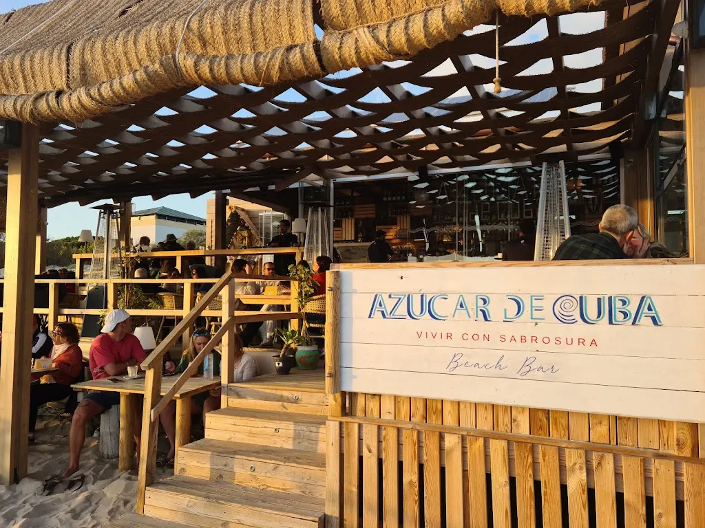 Azúcar de Cuba Beach Bar restaurant in Rota