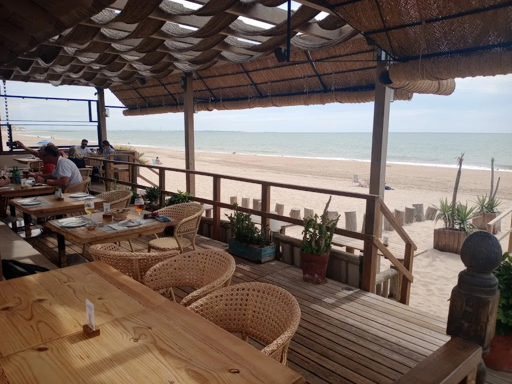 Azúcar de Cuba Beach Bar_Rota_slider_image_3