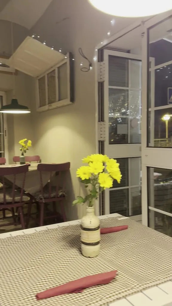 Audrey Rusak_La Dolce Vita_Rota_review