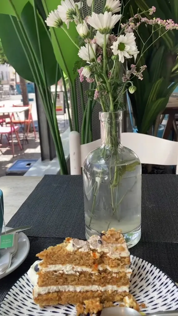 LA SILLA AZUL_Rota_slider_image_2