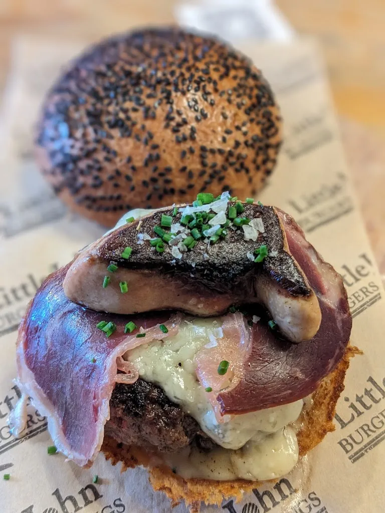 Alexander Van Maren_Little John Burgers & Things_Rota_review