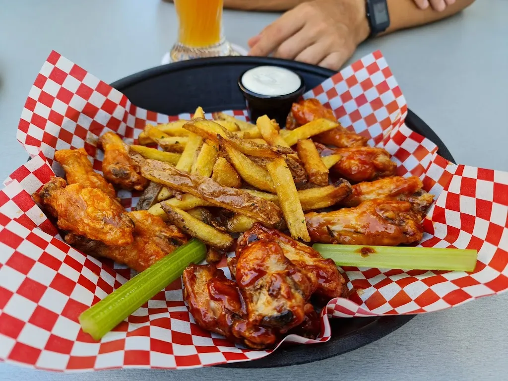 Slice Of New York Pizza Rota_Rota_slider_image_3