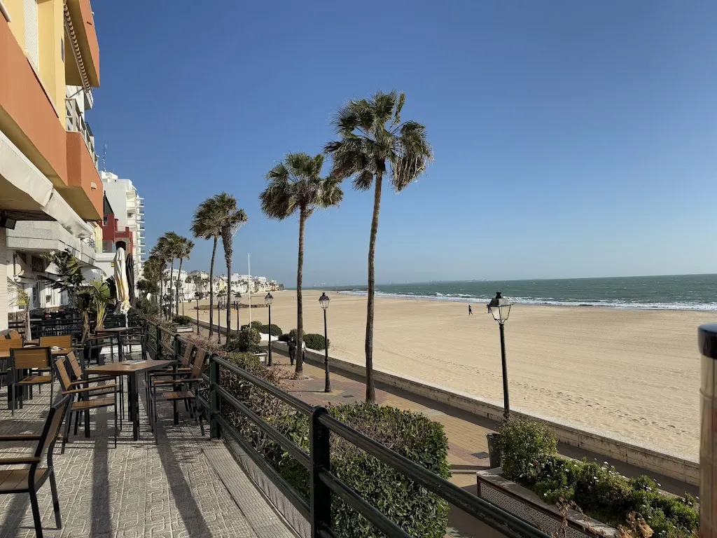 Wendy Kile_Marimanta Beach_Rota_review