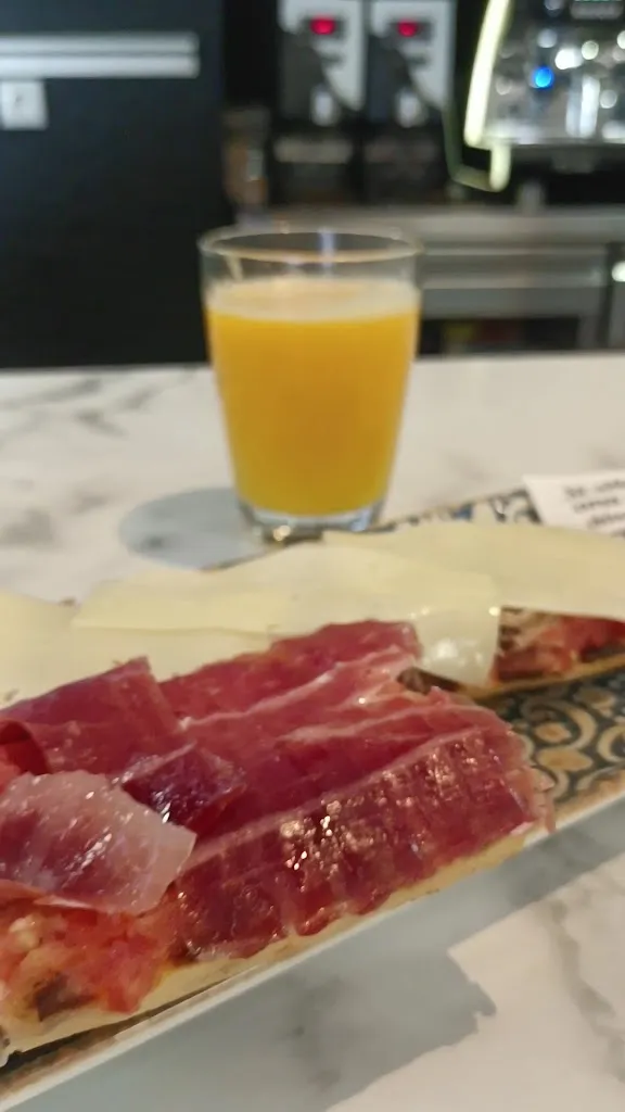 LA MAGIA Brasería mediterránea_Almansa_slider_image_2