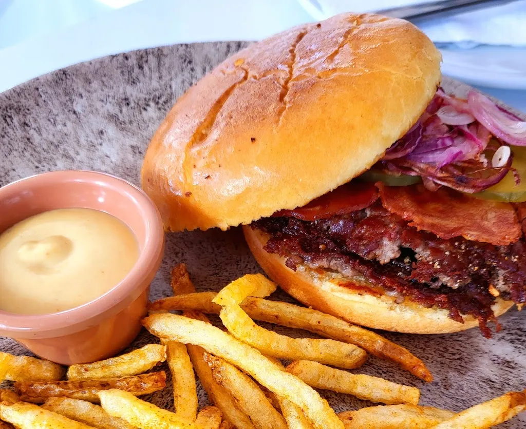 A J Herrera_Foodie’s diner_Rota_review