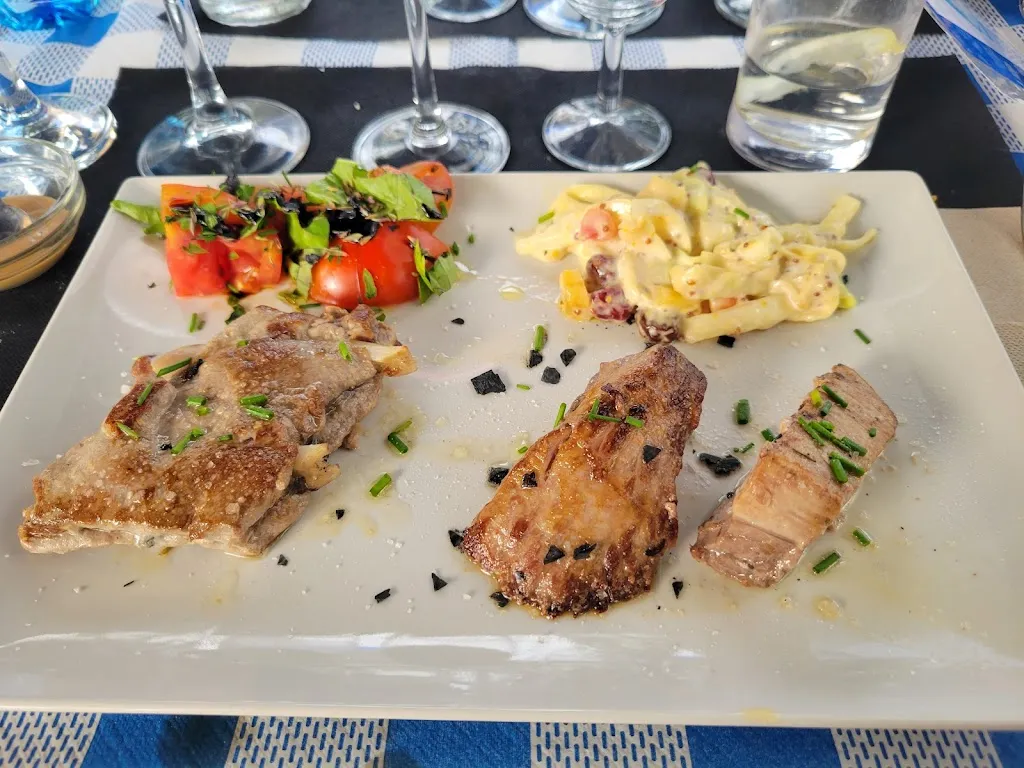 Gil Corpuz_Tasca Talaván_Rota_review