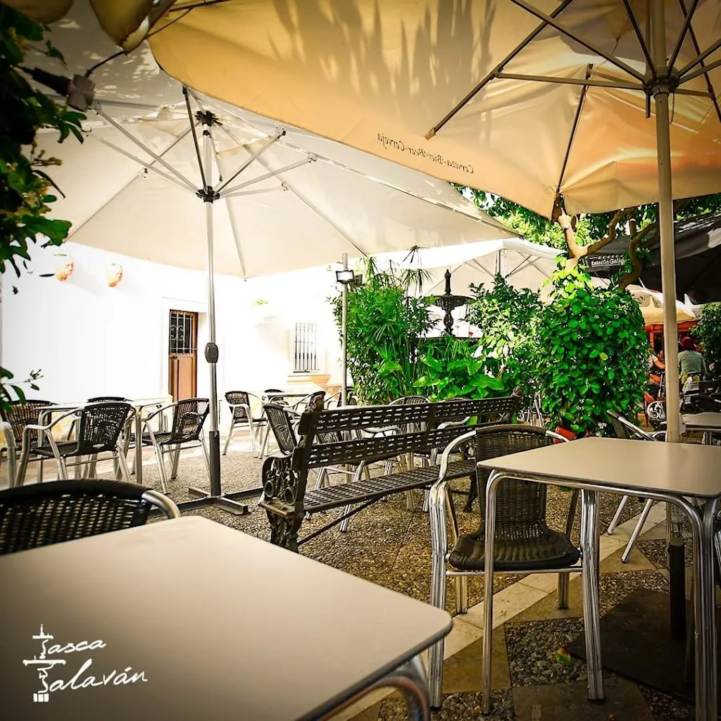 Tasca Talaván_Rota_slider_image_1