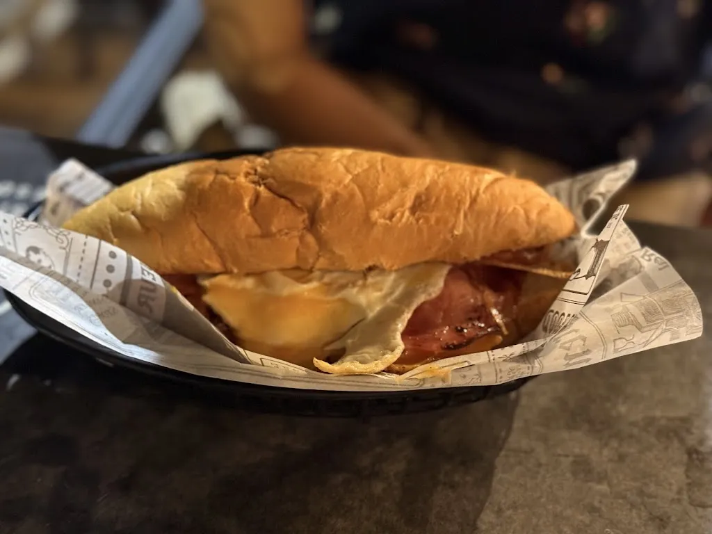 Alejandro García_La Barra del No Ni Na_Rota_review