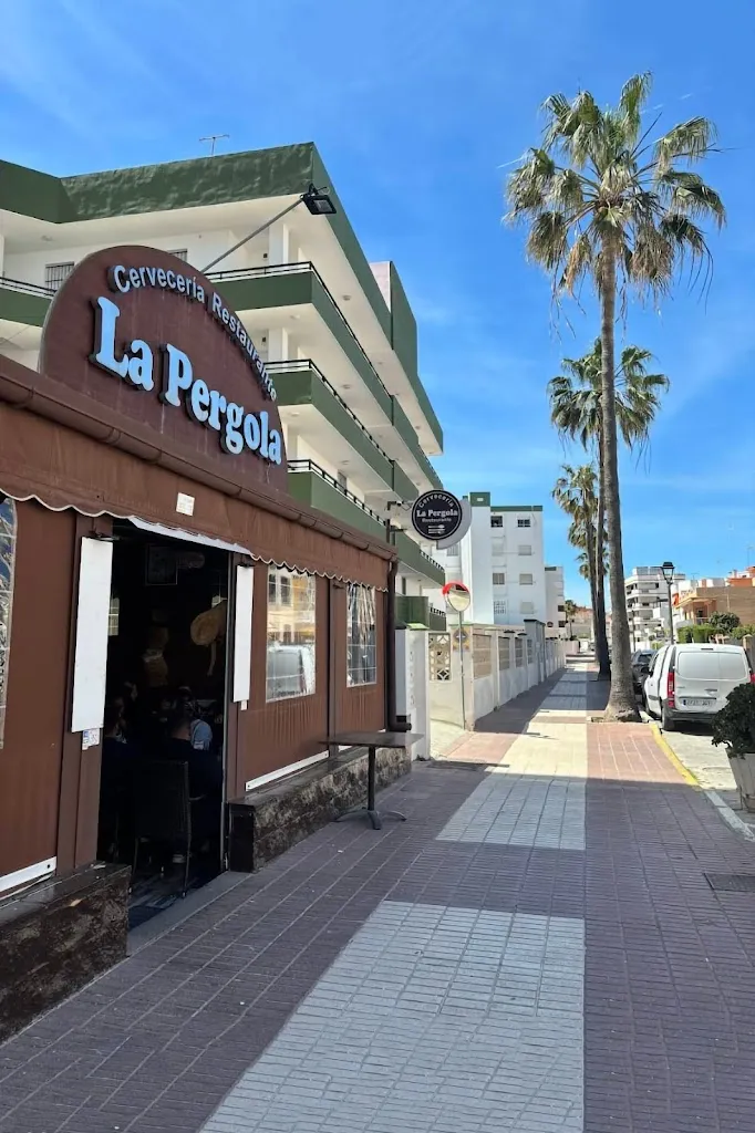 Restaurante La Pérgola Pura Brasa restaurant in Rota