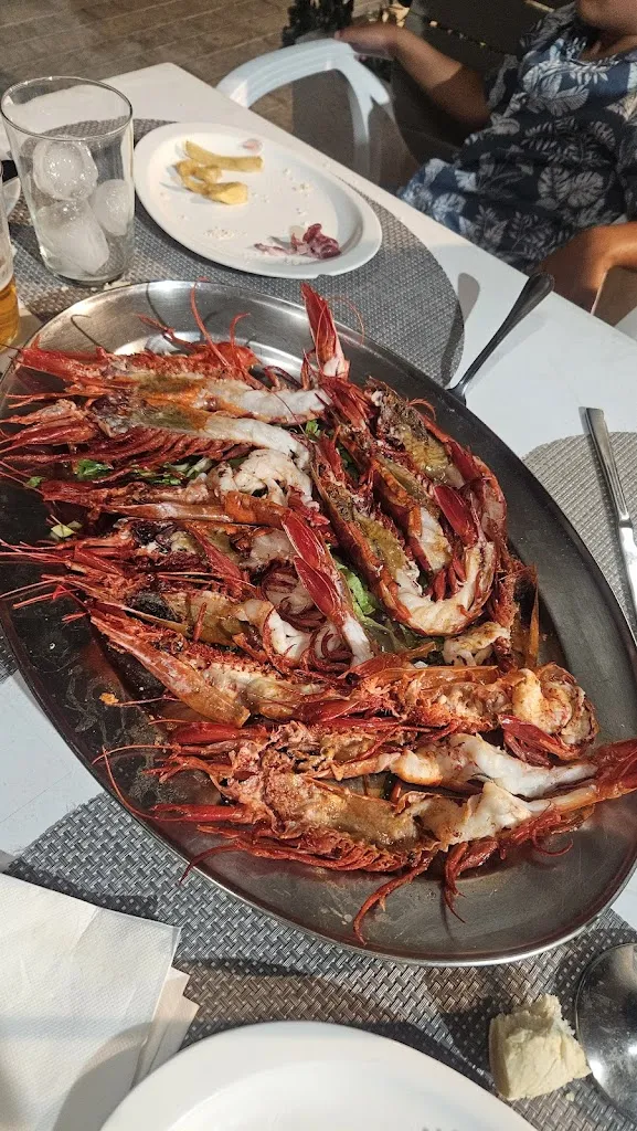 user not sure_Restaurante el Timon puerto deportivo_Rota_review