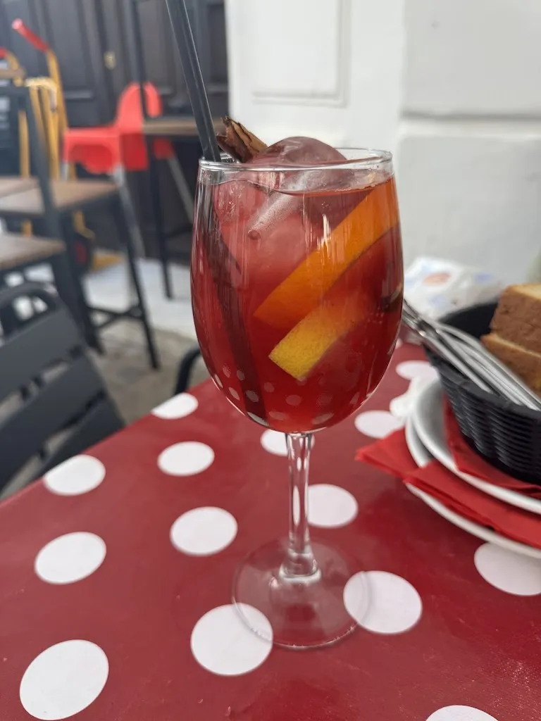 Plukker_El Lola - Bar de Tapas y Flamenco_Tarifa_review