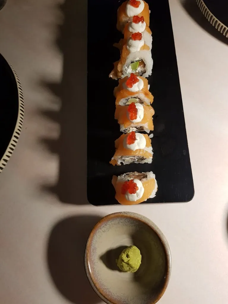 Luz M. Sanchis_JAPÓNICO_Almansa_recensione