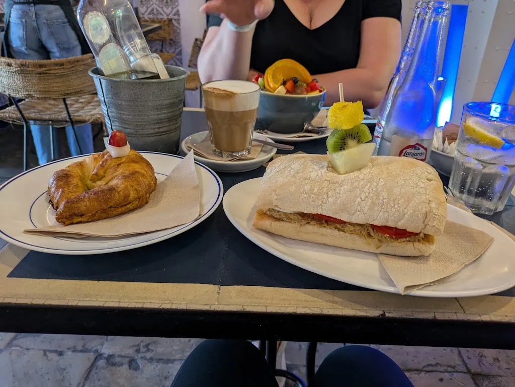 aujusco_Café Azul_Tarifa_review