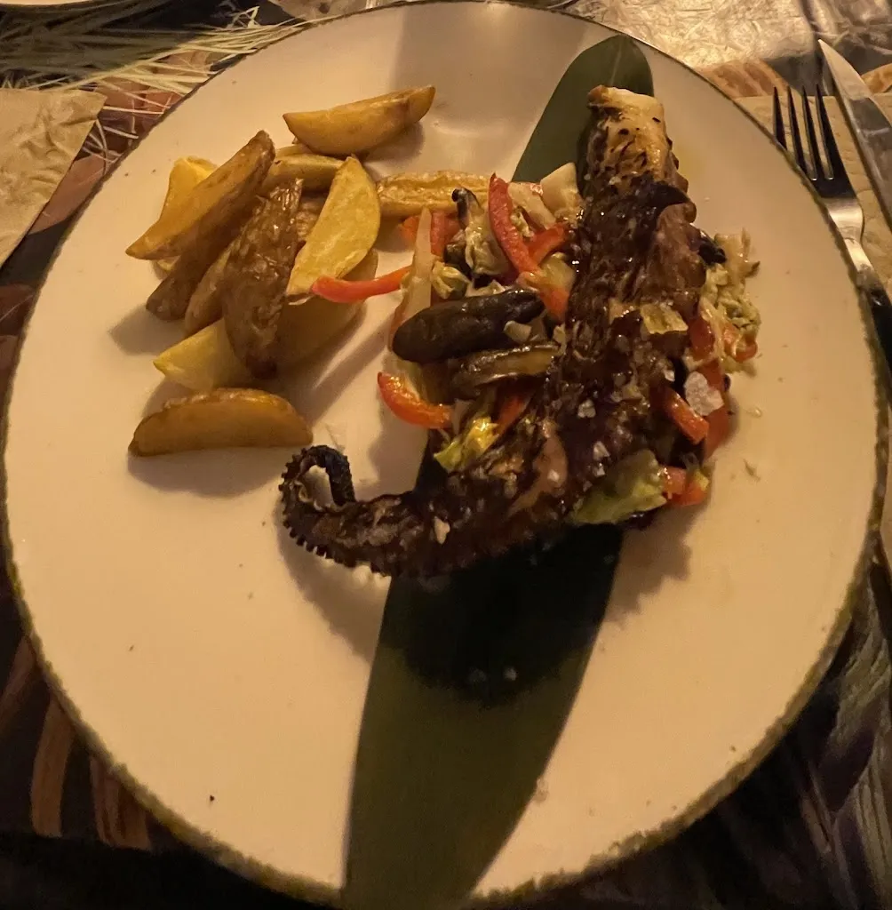 Siosion Sammy_Spirit of Kanaloa -Tiki Bar & Restaurant-_Tarifa_review