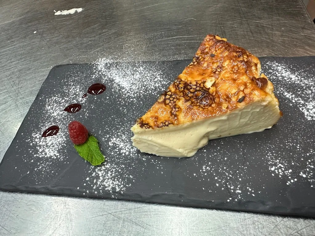 Restaurante Mild & Limon_Almansa_slider_image_3