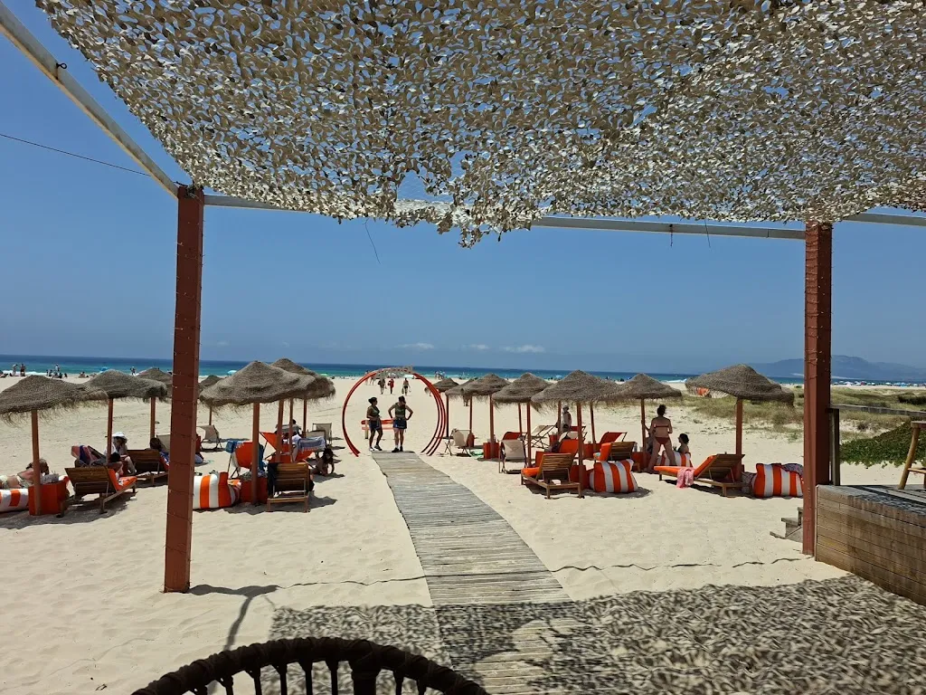 Gatu Vasani_Chiringuito Restaurante Waikiki Tarifa_Tarifa_Bewertung