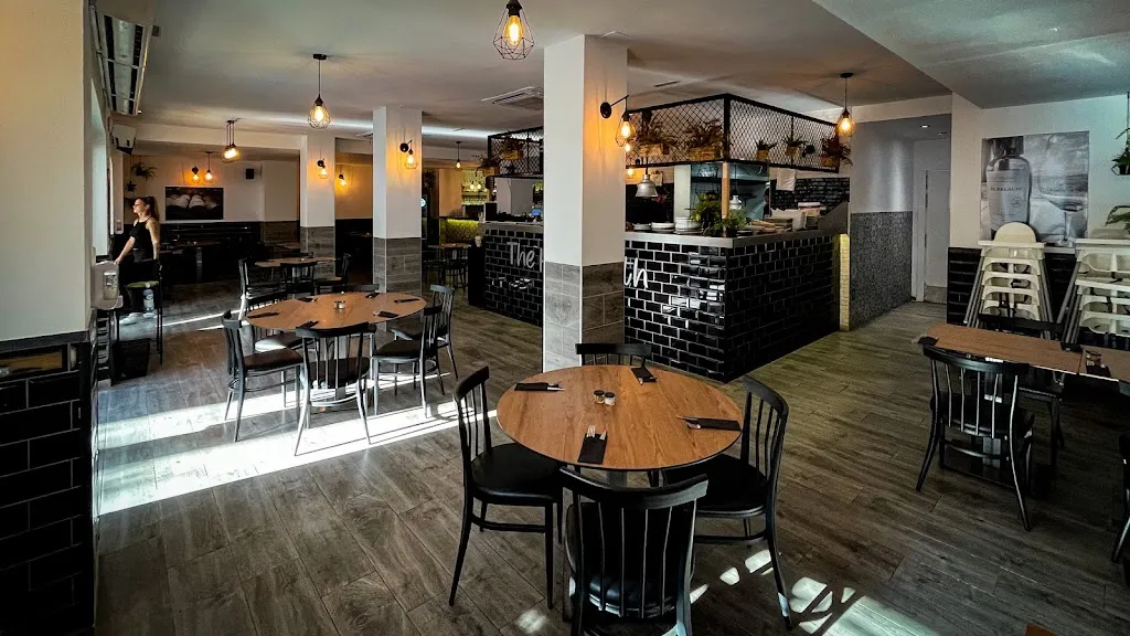 The Hen's Teeth ristorante a Villamartín