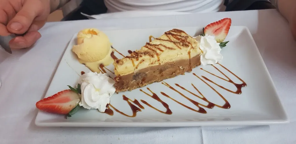 Jade Rowan_Steakstones Villamartin_Villamartín_Bewertung