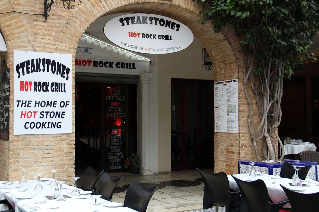 Steakstones Villamartin_Villamartín_slider_image_1
