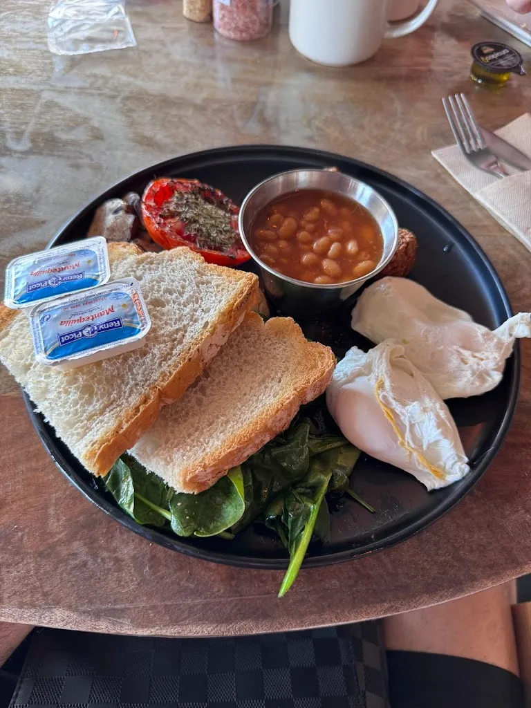 Angelique Martini_Willow Villamartín_Villamartín_review