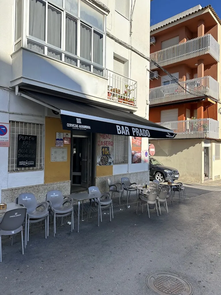 PASCAL DANNEAU_Bar El Prado_Ubrique_review