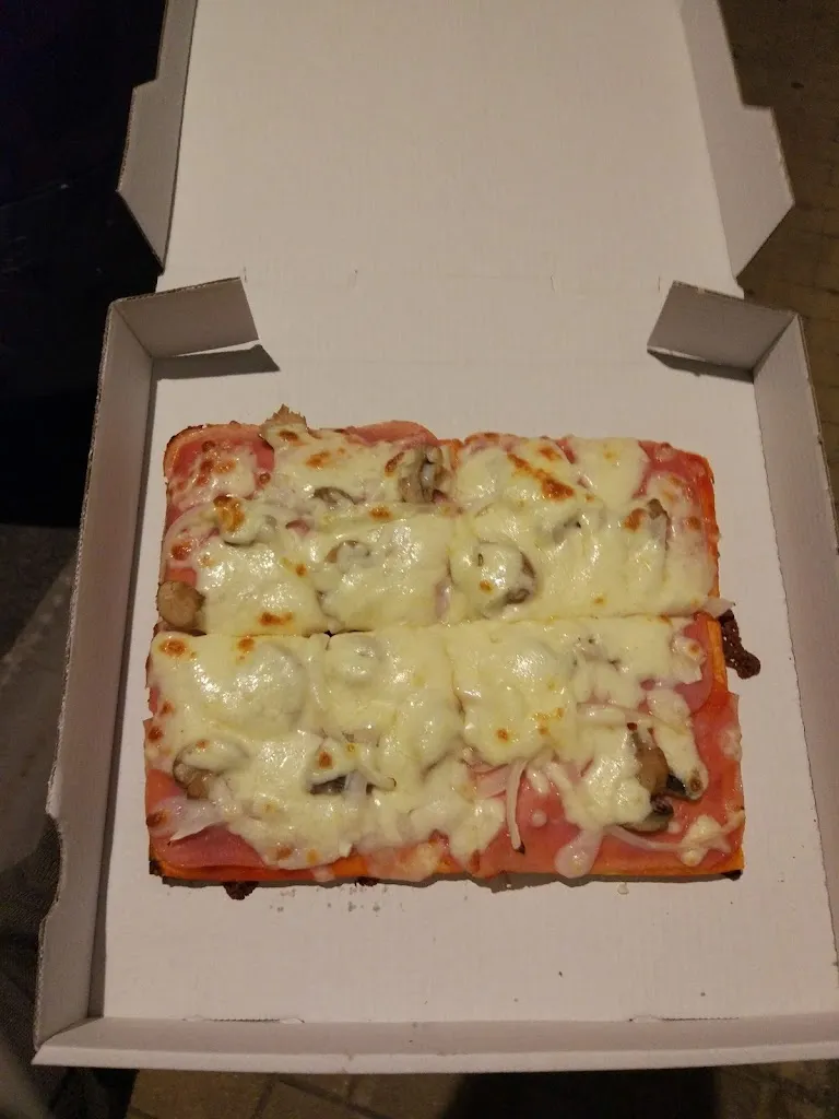 Menu_Pizzería La Estrella_Ubrique_image_9