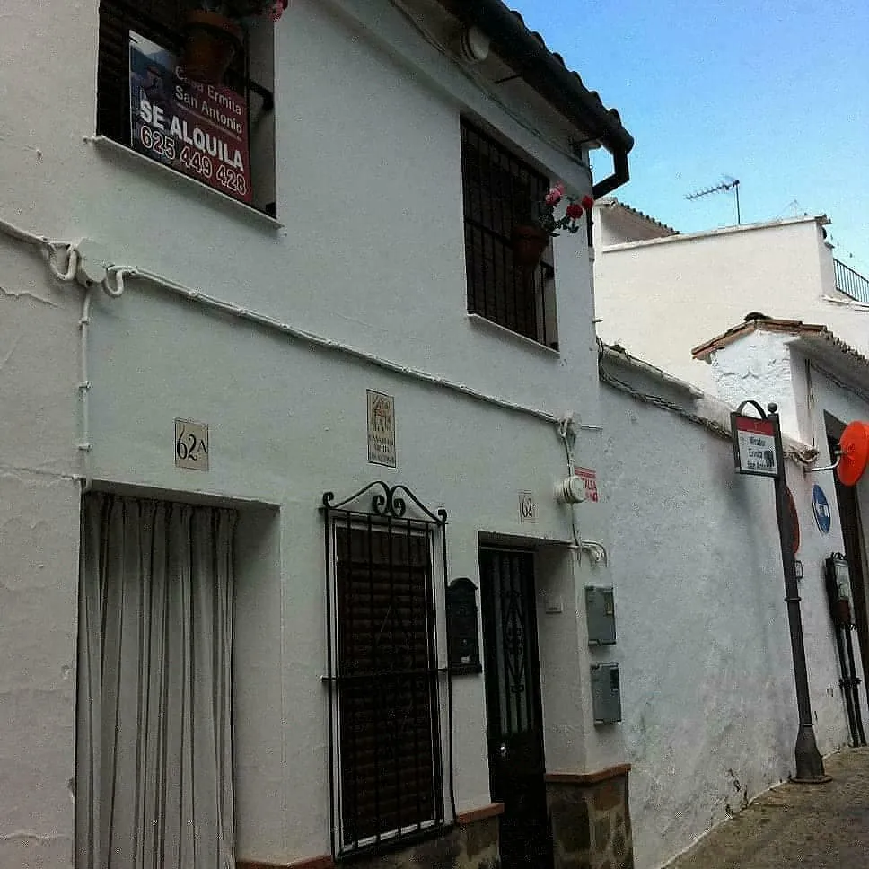 Seba Casillas Lara_Pizzería La Estrella_Ubrique_review