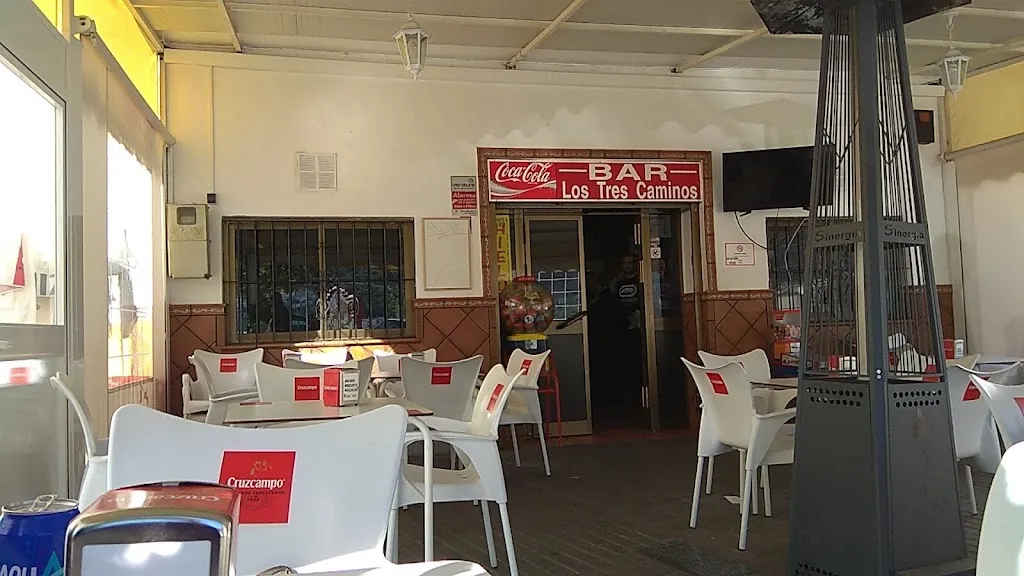 Bar Los 3 Caminos_Ubrique_slider_image_1