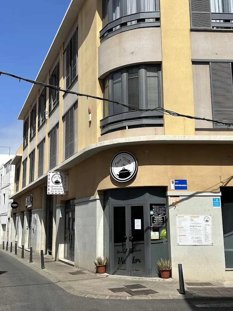 Yihe Wang_Casa Víctor_Arrecife_review