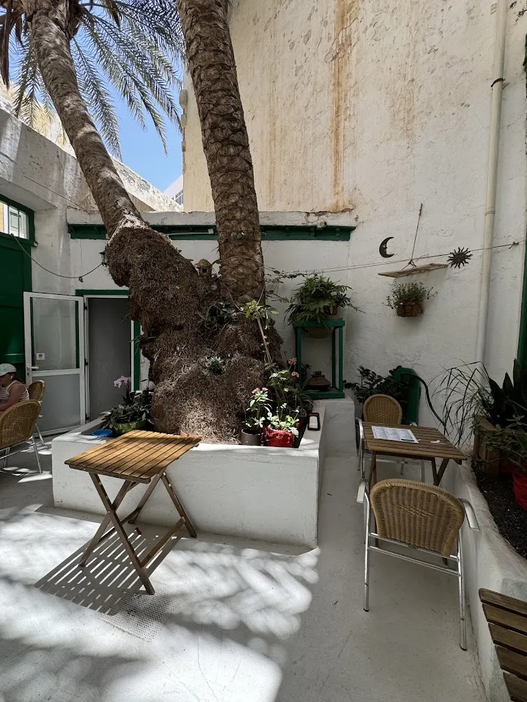 EL Jardín Secreto Arrecife restaurant in Arrecife