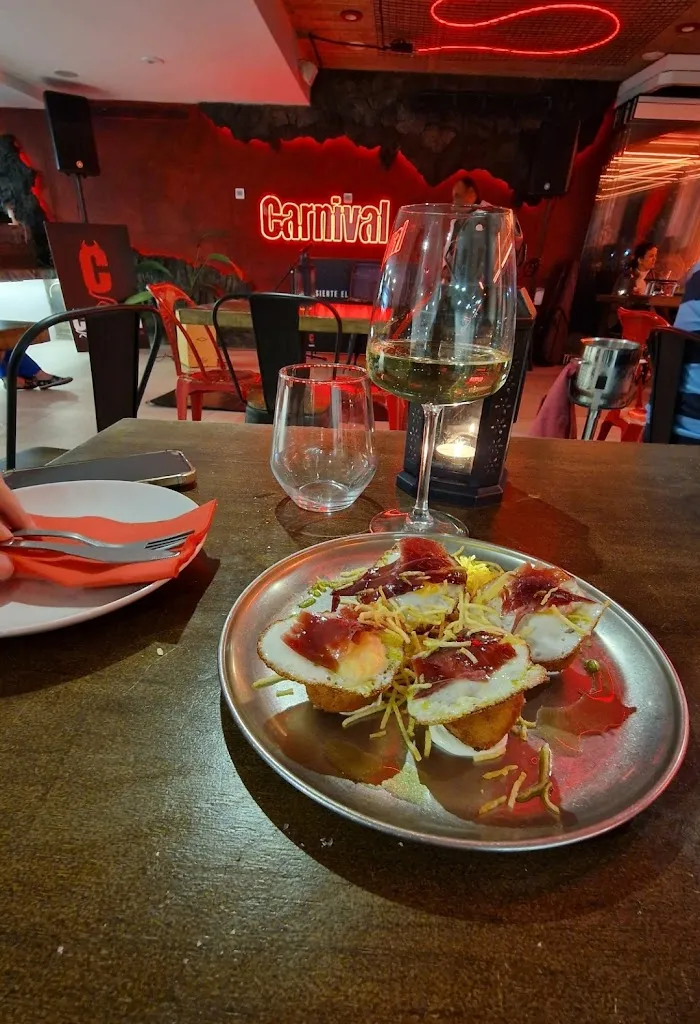 sergizarote_Carnival by Lolo Roman_Arrecife_review