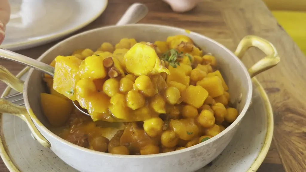 Luca Lozzi_Madre Del Amor Hermoso_Las Palmas de Gran Canaria_recensione