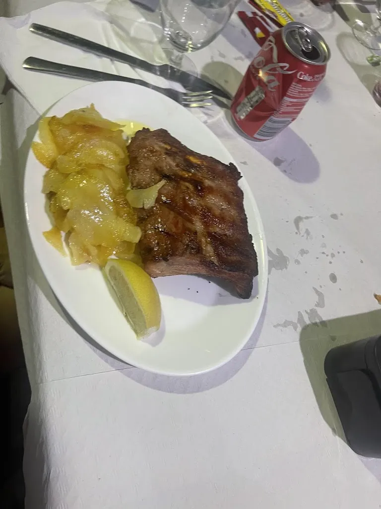 Menu_Bar Piscina Cenizate_Cenizate_image_6