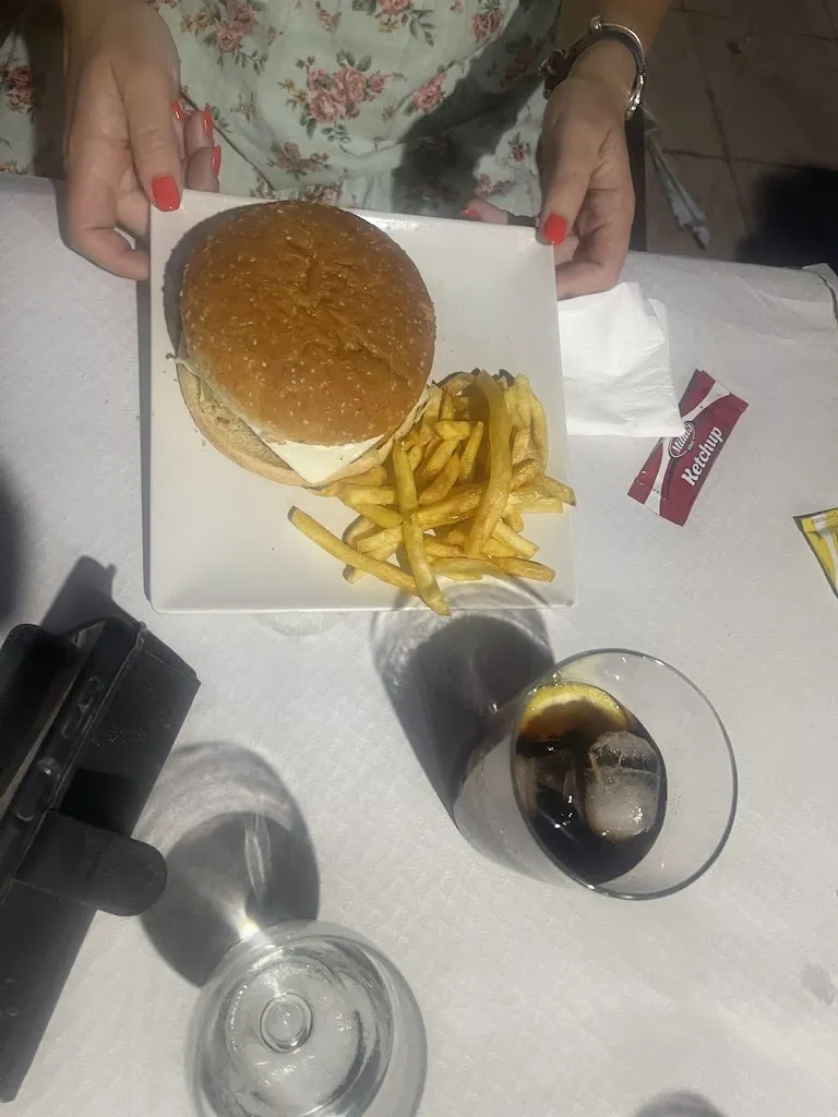 Bar Piscina Cenizate_Cenizate_slider_image_3