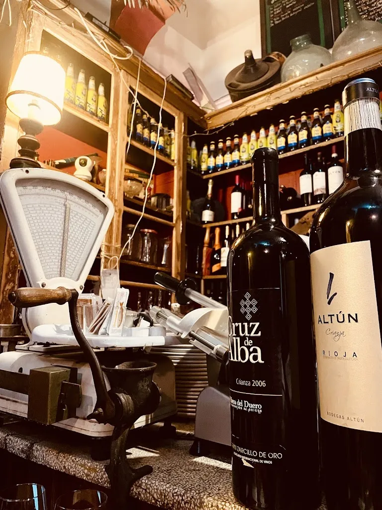 jake hayter_La Despensa de Diderot_Las Palmas de Gran Canaria_review